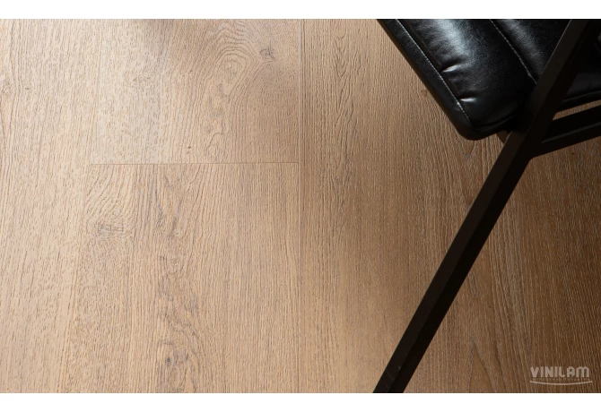 Кварц-винил Дуб Гранада (1227*232*2,5 мм) — купить в Краснодаре