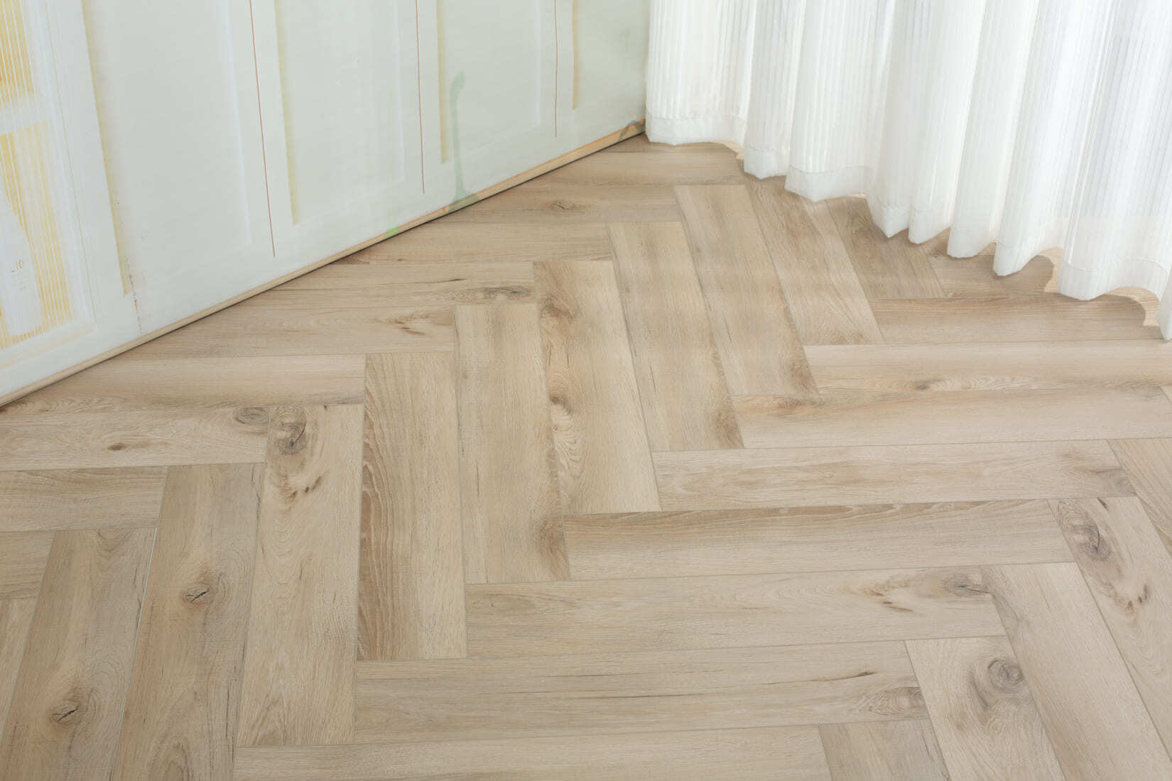 Плитка SPC "OneFloor" 3009 А,В  ЁЛКА (640*128*4 мм) — купить в Краснодаре