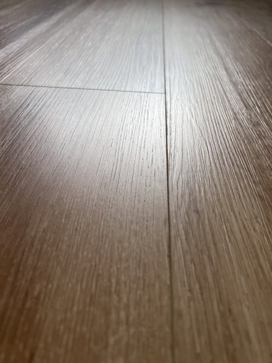 SPC ламинат "OneFloor" ЕСО 5011 (4V фаска) (1220*184*4 мм) — купить в Краснодаре