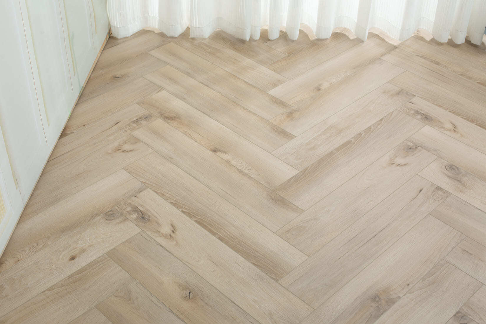 Плитка SPC "OneFloor" 3009 А,В  ЁЛКА (640*128*4 мм) — купить в Краснодаре