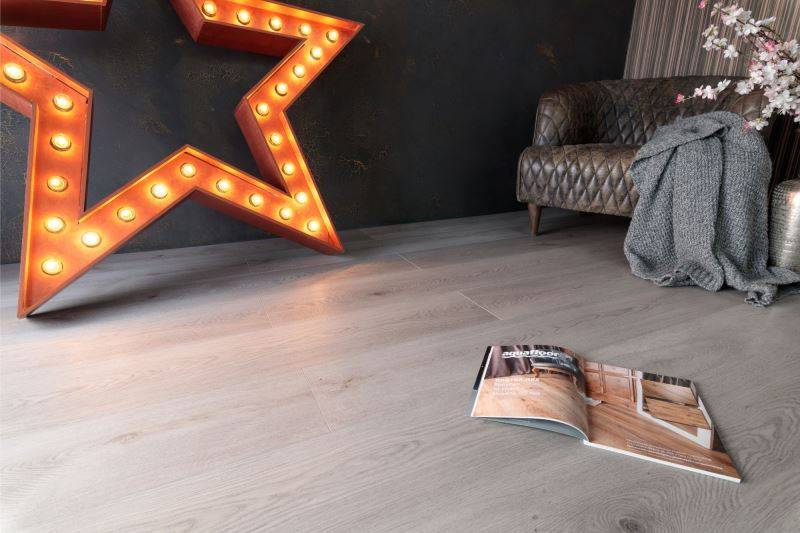 Замковая ПВХ плитка "Aquafloor" AF8022XXL (1800*228*8 мм) — купить в Краснодаре