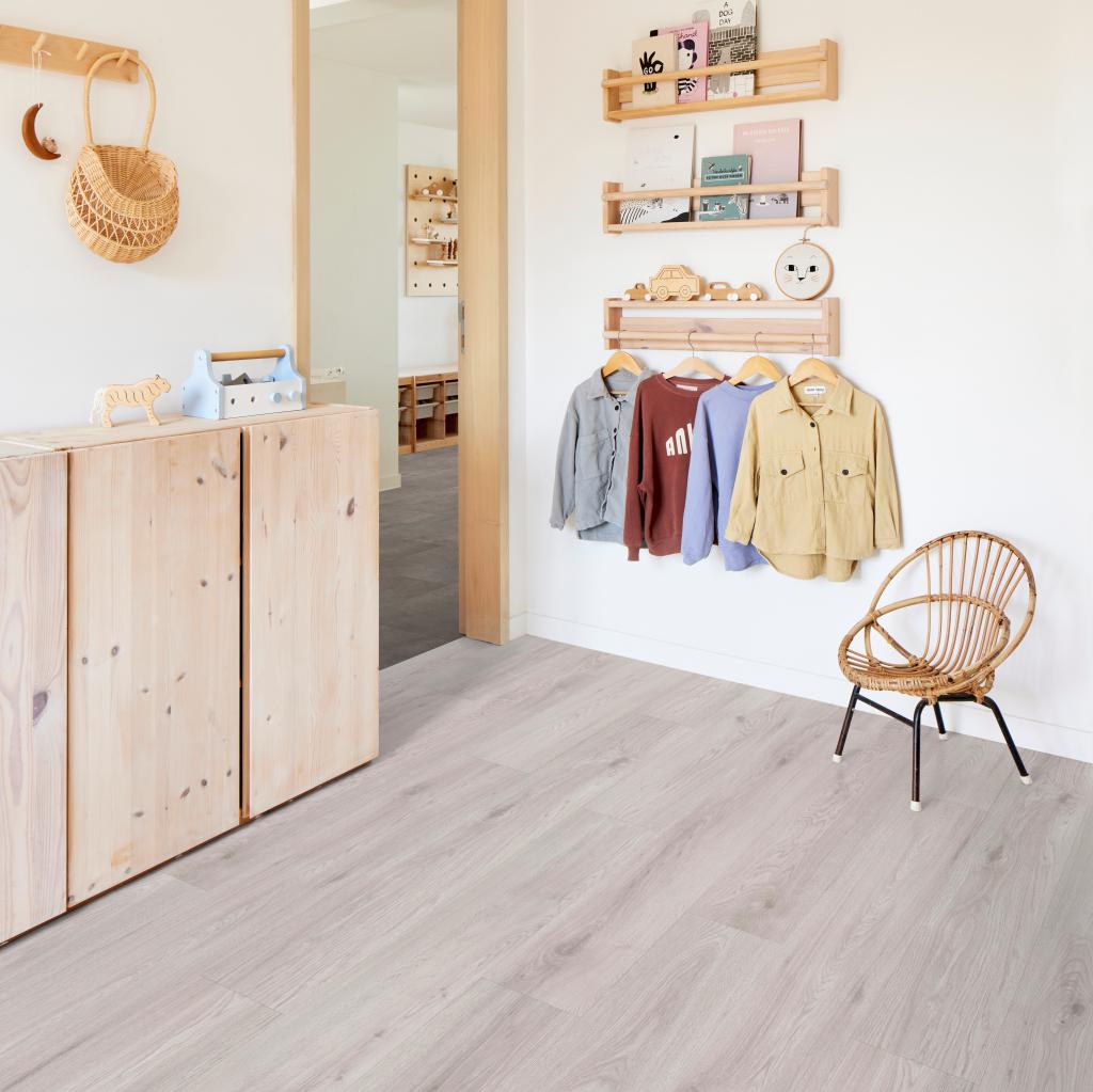 SPC ламинат "Adelar" Eterna Easy 05221 Chapman Oak (1220*181*5 мм) — купить в Краснодаре