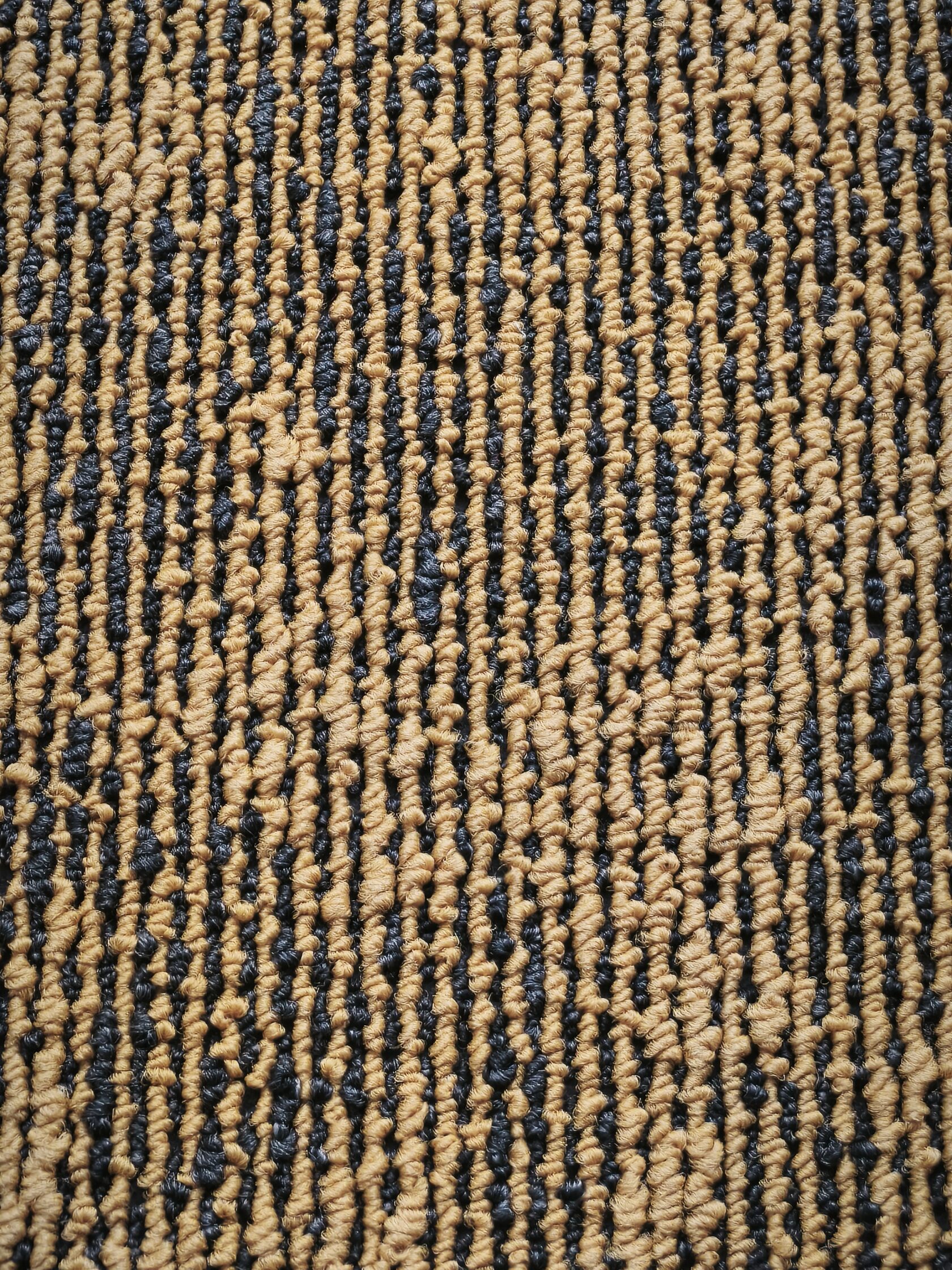 Ковровая плитка "Bonkeel" Sunrise Yellow (500*500*5 мм) — купить в Краснодаре