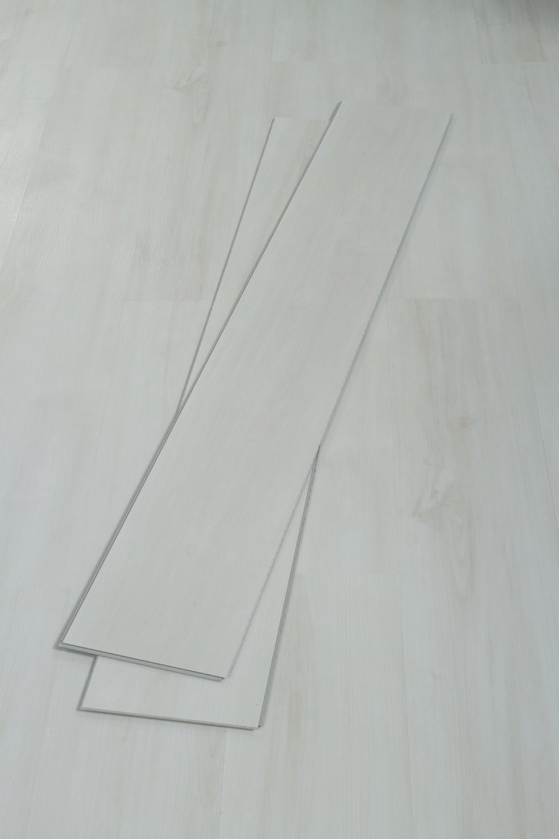 SPC ламинат "OneFloor" ЕСО 8055 (1220*184*4 мм) — купить в Краснодаре