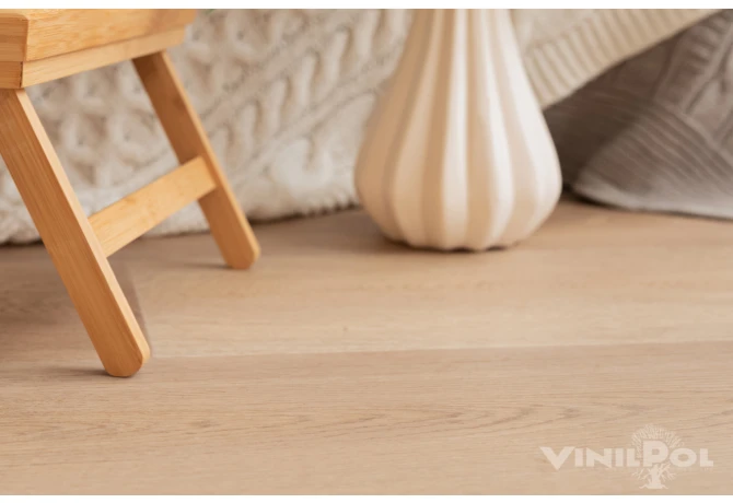 Кварц-винил Дуб Асти (1219,6*228,6*2 мм) — купить в Краснодаре