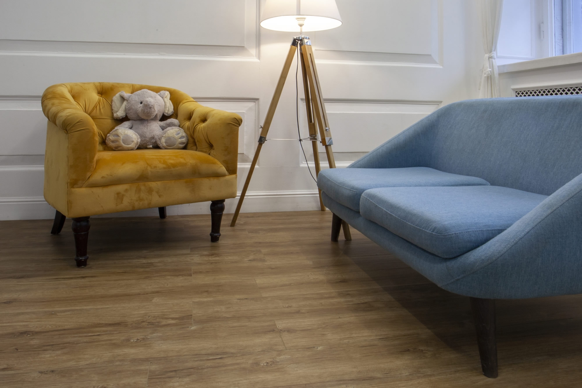 Усовершенствованная кварц-виниловая плитка «Damy Floor» Дуб Имбирный (1227*187*2,5 мм) — купить в Краснодаре