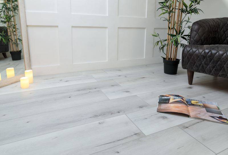 Замковая ПВХ плитка "Aquafloor" AF8006XL (1524*228*8 мм) — купить в Краснодаре