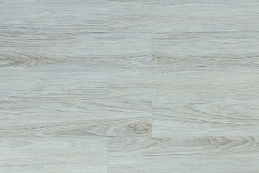 Замковая ПВХ плитка "Art Tile" Клён Жемчужный (1220*152*5 мм) — купить в Краснодаре