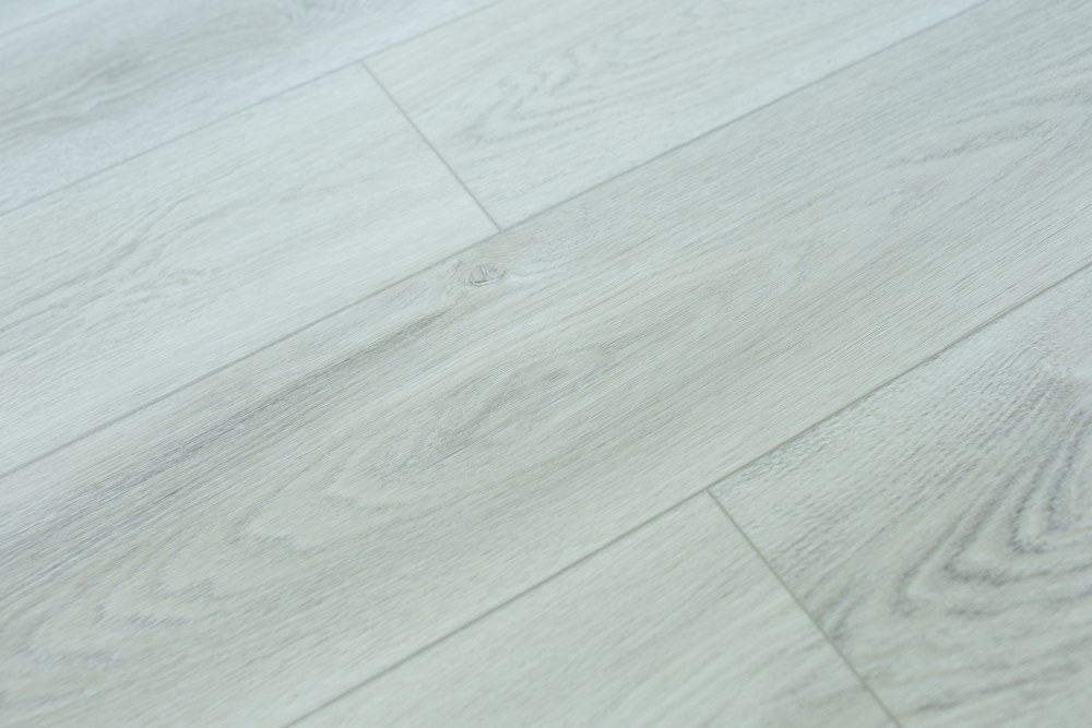 Замковая ПВХ плитка "Art Tile" Дуб Ланкастер (1200*183*6 мм) — купить в Краснодаре